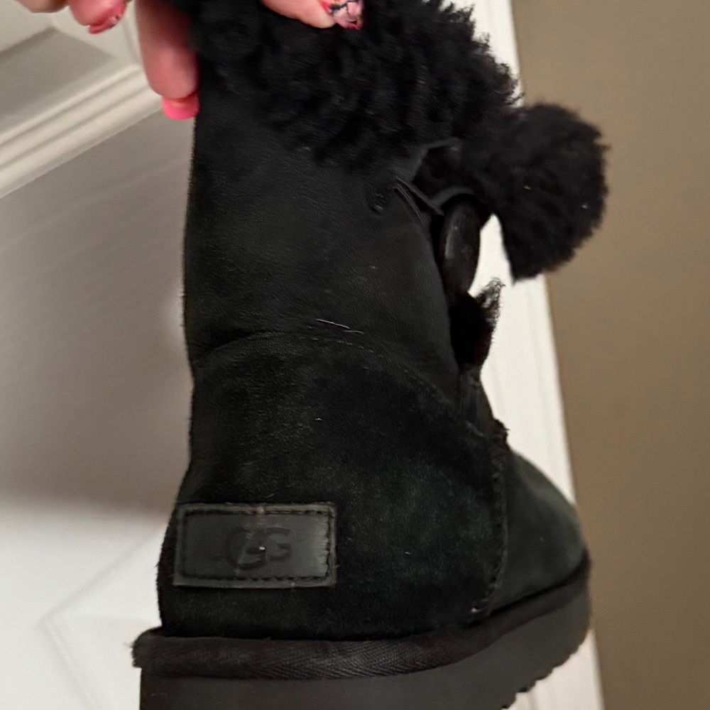 UGG Women's Black Suede Winter Boots size 10 $28